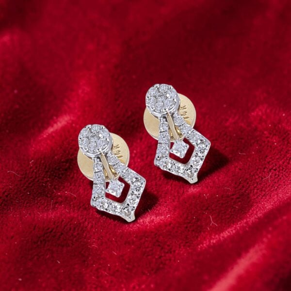 Gorgeous 0.88 Cts Round Brilliant F/VS1 Diamonds Stud Earrings 14K Yellow Gold