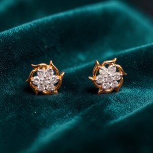 Stunning 0.75 Cts Round Brilliant F/VS1 Diamonds Stud Earrings 14K Yellow Gold