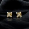 Classy 0.60 Cts Round Brilliant Cut F/VS1 Diamonds Stud Earrings 14K Yellow Gold