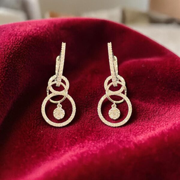 Beautiful 1.25 Cts Round Brilliant F/VS1 Diamonds Dangle Earrings 18K White Gold