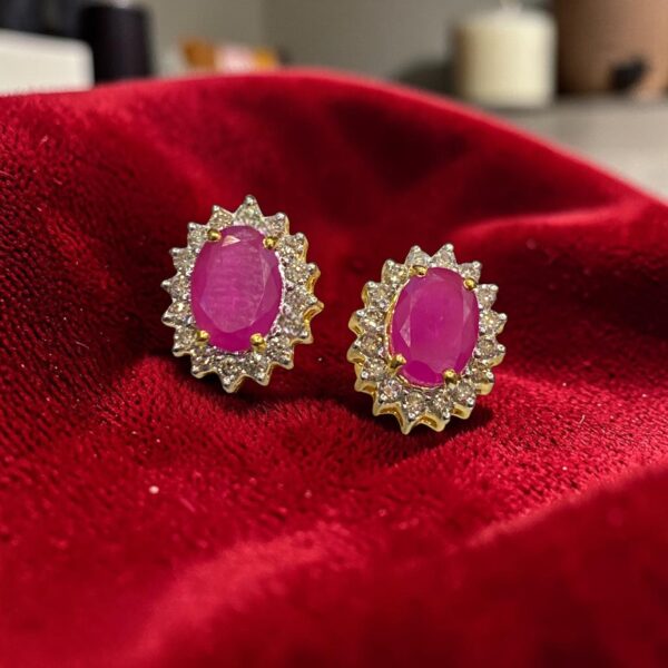Pave 1.50 Cts Round Brilliant F/VS1 Diamonds Ruby Stud Earrings 18K Yellow Gold