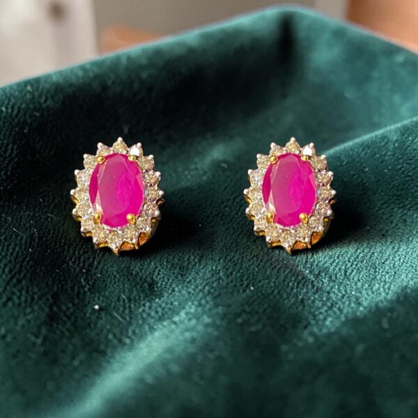 Pave 1.50 Cts Round Brilliant F/VS1 Diamonds Ruby Stud Earrings 18K Yellow Gold