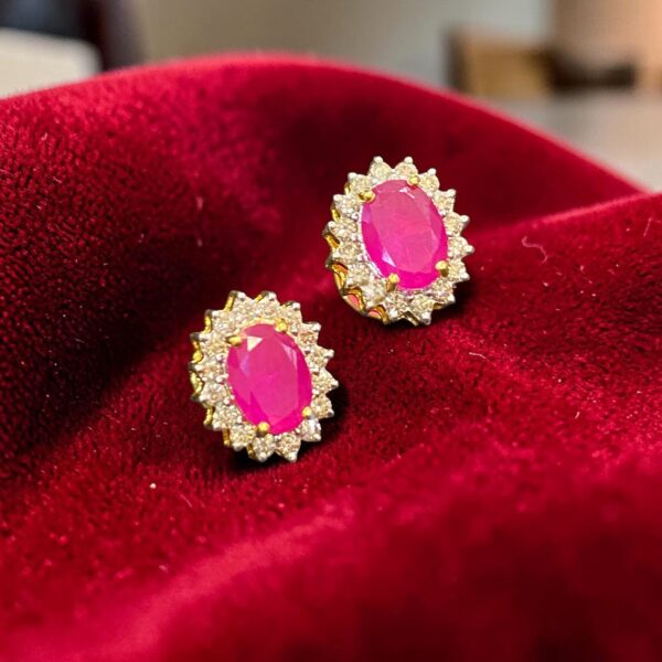 Pave 1.50 Cts Round Brilliant F/VS1 Diamonds Ruby Stud Earrings 18K Yellow Gold