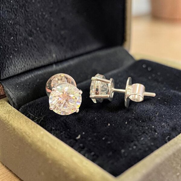 E-253 (18) GIA Certified 4 Cts Round Brilliant D/VS1 Diamonds Stud Earrings 18K White Gold