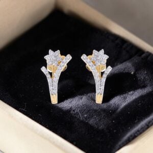 0.80 Cts Round Brilliant F/VS1 Diamonds Floral Stud Earrings In 14K Yellow Gold