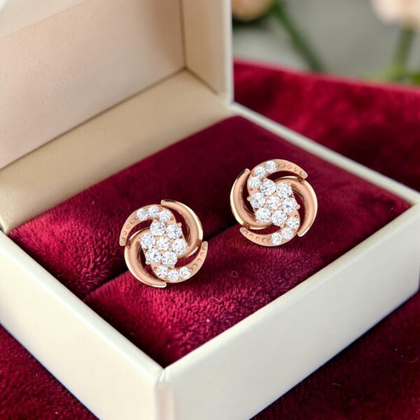 Beautiful 0.60 Cts Round Brilliant F/VS1 Diamonds Swirl Stud Earrings 14K Gold