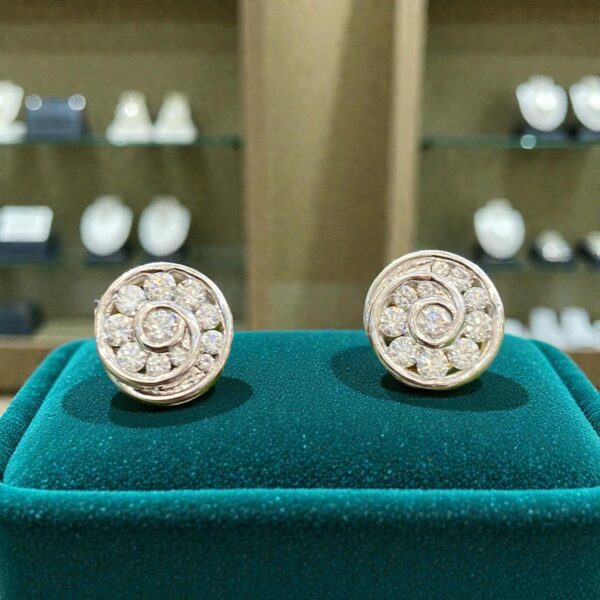 E-273 (15) Pave 0.90 Cts Round Brilliant F/VS1 Diamonds Channel Set Stud Earrings 14K Gold