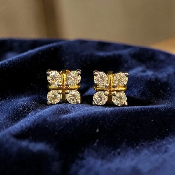 1.60 Cts 20 Pointer Round Brilliant F/VS1 Diamonds Stud Earrings 14K Yellow Gold