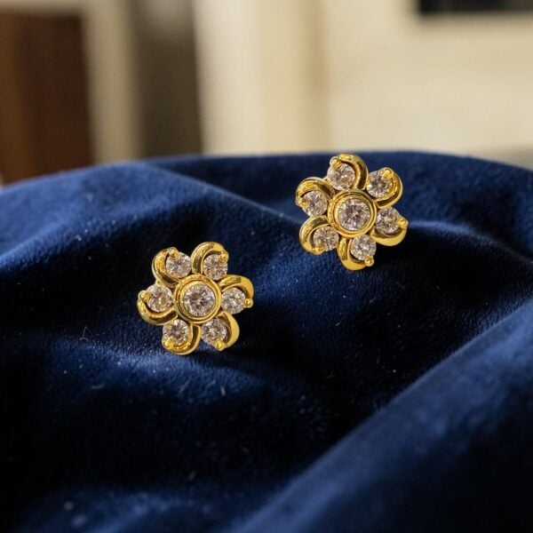 0.96 Cts Round Brilliant F/VS1 Diamonds 7-Stone Stud Earrings In 14K Yellow Gold