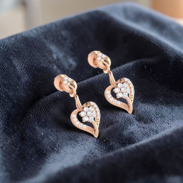 Classy 0.66 Cts Round Brilliant F/VS1 Diamonds Heart Dangle Earrings In 14K Gold