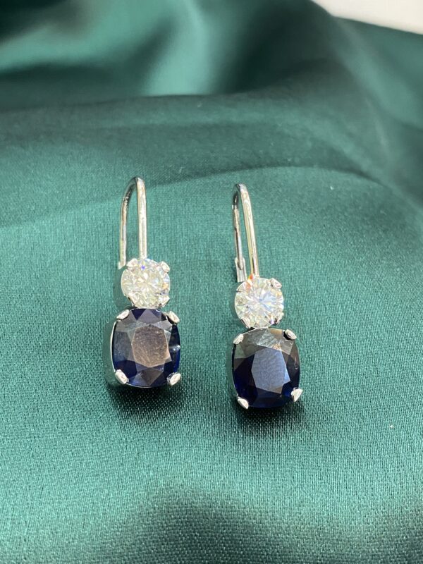 GIA Certified 9 Cts Round F/VS1 Diamonds Blue Sapphire Drop Earrings In 18K Gold