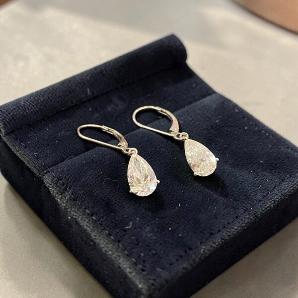 GIA Certified 4 Cts Pear Shape F/VS1 Diamonds Dangle Earrings In 18K White Gold