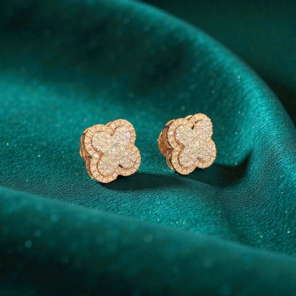 Stunning 1.42 Cts Round Brilliant Cut F/VS1 Diamonds Halo Stud Earrings 14K Gold
