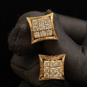 E-578 (1) 1.62 Cts Round Brilliant Natural Diamonds 13.10 MM Stud Earrings In 14K Gold