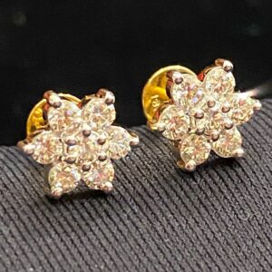 E-589-K (1) Stunning 1.26 Cts Round Brilliant Cut Natural Diamonds Stud Earrings In 18K Gold