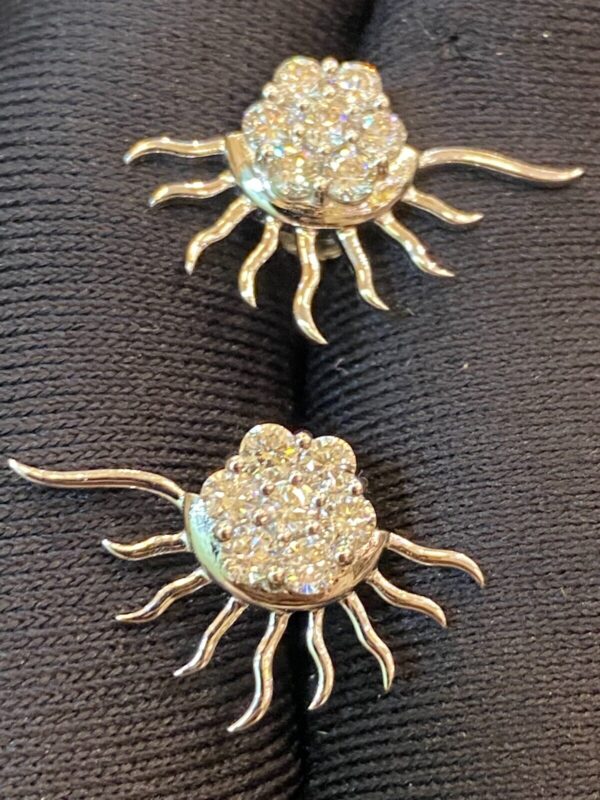Pave 0.85 Cts Round Brilliant Cut Diamonds Sun Burst Stud Earrings In 18K Gold