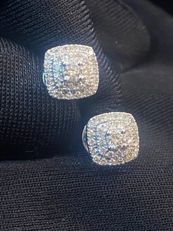 Pave 0.72 Carats Round Brilliant Cut Diamonds Halo Stud Earrings In 585 14K Gold