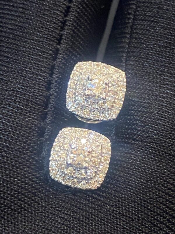 Pave 0.72 Carats Round Brilliant Cut Diamonds Halo Stud Earrings In 585 14K Gold