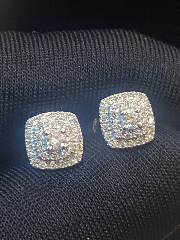 Pave 0.72 Carats Round Brilliant Cut Diamonds Halo Stud Earrings In 585 14K Gold