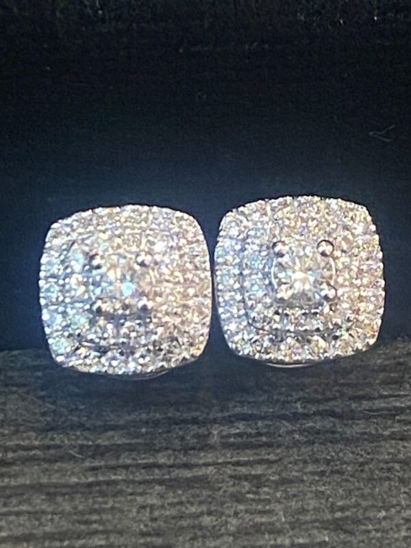 Pave 0.72 Carats Round Brilliant Cut Diamonds Halo Stud Earrings In 585 14K Gold