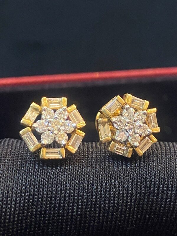 E-650 (6) Pave 1.32 Cts Round Baguette Cut Natural Diamonds Stud Earrings In 585 14K Gold