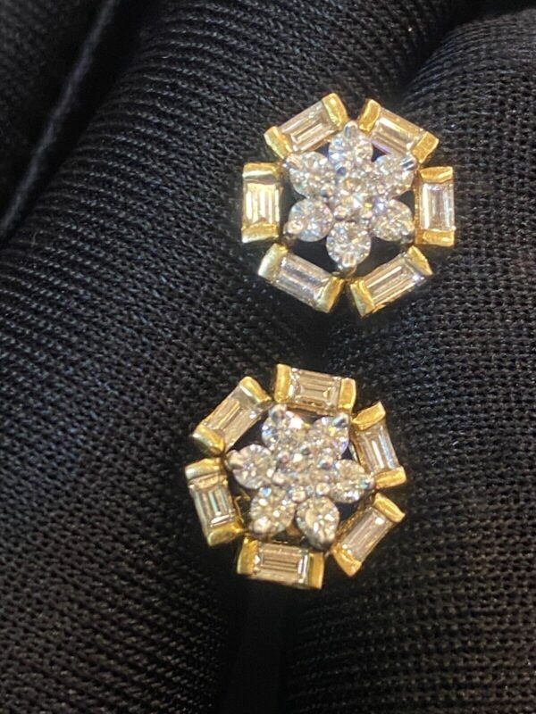 E-650 (7) Pave 1.32 Cts Round Baguette Cut Natural Diamonds Stud Earrings In 585 14K Gold