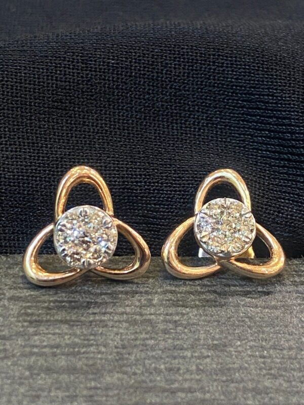 E-651 (11) Pave 0.54 Cts Round Brilliant Diamonds Pressure Setting Stud Earrings 14K Gold