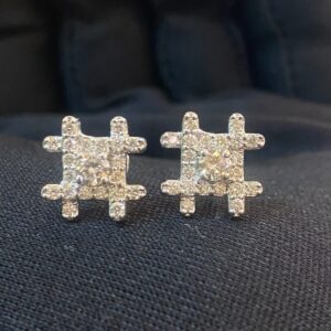 E-697 (1) Pave 0.82 Cts Round Brilliant Cut Diamonds Hashtag Stud Earrings In 585 14K Gold