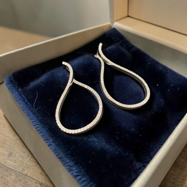 Pave 1.45 Cts Round Brilliant F/VS1 Diamonds Clip-On Hoop Earrings In 14K Gold