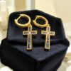 Classy 1.36 Carats F/VS1 Natural Diamonds Blue Sapphire Unisex Cross Earrings 18K Gold