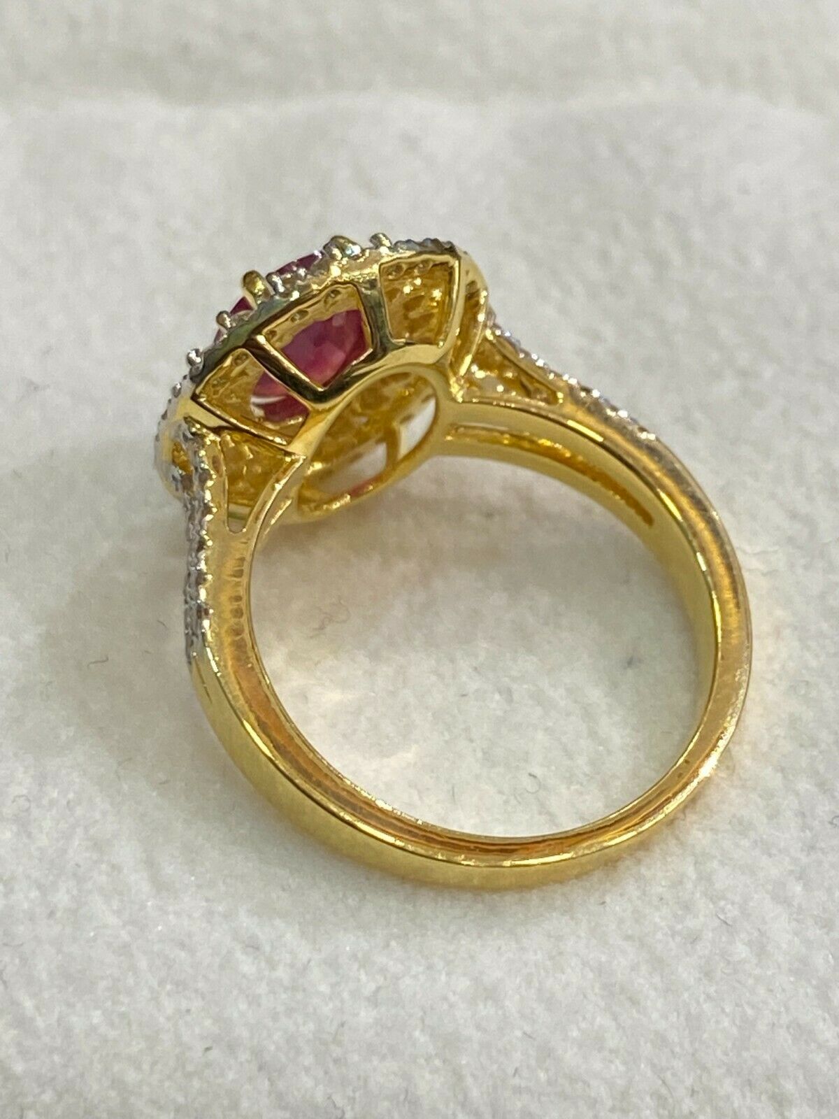 Bague Cocktail En Or Blanc 18k Avec Diamants Ronds Et Rubis - 2.40 Ct Total, Taille 54