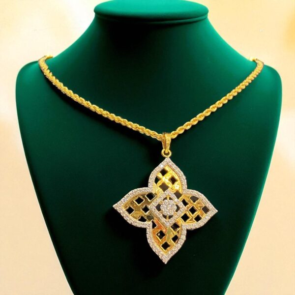 N-027 (30) Pave 1.20 Cts F/VS1 Round Brilliant Cut Diamonds Bloom Necklace 14K Yellow Gold