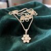 Beautiful 0.72 Cts Round Brilliant F/VS1 Diamonds Floral Necklace 18K White Gold
