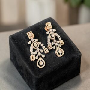 N-058-E (21) Stunning 1.60 Cts Round Baguette Shape F/VS1 Diamonds Dangle Earrings 14K Gold
