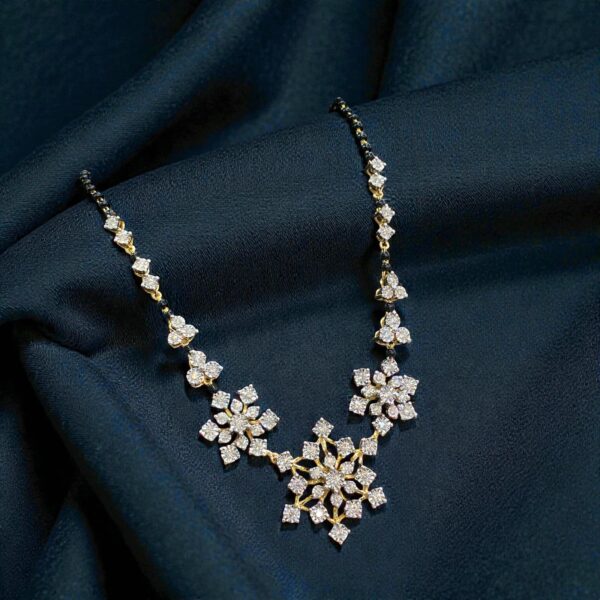 0.97 Cts Round Brilliant F/VS1 Diamonds Mangalsutra Necklace 18K Yellow Gold