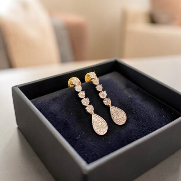 Stunning 1.01 Cts Round Brilliant F/VS1 Diamonds Dangle Earrings 14K Yellow Gold