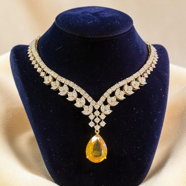 Pavé 17.53 Cts Round Brilliant F/VS1 Diamonds Yellow Sapphire Necklace 14K Gold