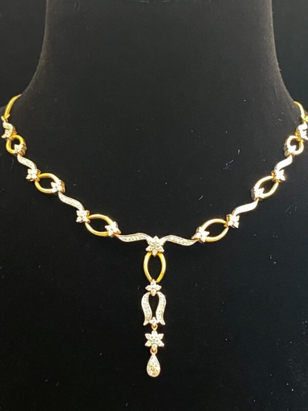 N-466 (1) Pave 2.60 Cts Round Brilliant Cut Natural Diamonds Necklace In 750 Fine 18K Gold