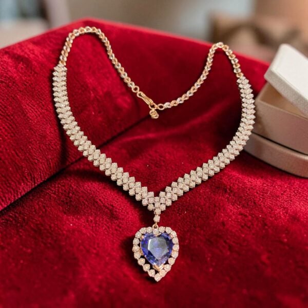 14.99 Cts Round Brilliant F/VS1 Diamonds Blue Sapphire Necklace In 14K Rose Gold