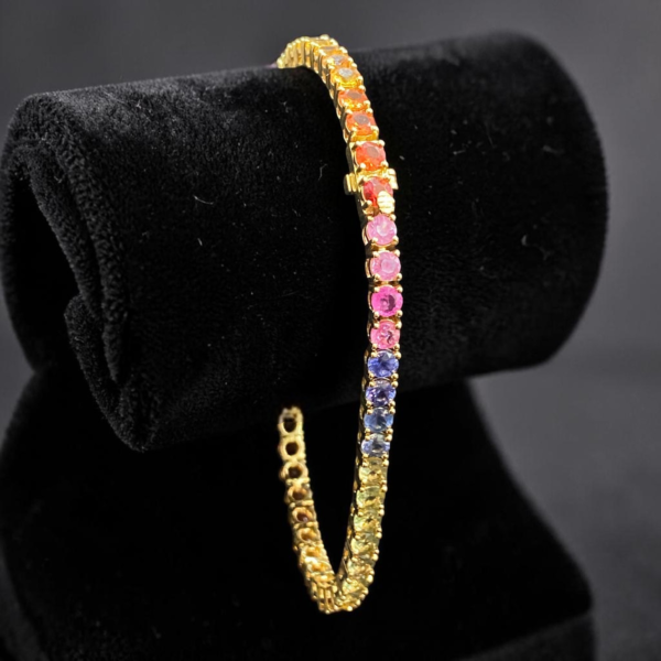 Exquisite 12.20 Carats Natural Sapphire Unisex Rainbow Tennis Bracelet 18K Gold