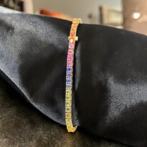 Exquisite 12.20 Carats Natural Sapphire Unisex Rainbow Tennis Bracelet 18K Gold