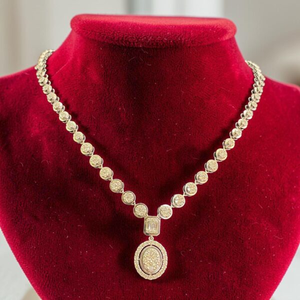 N-499-W (24) Stunning 2.32 Carats Round Baguette Shape F/VS1 Diamonds Necklace 14K White Gold