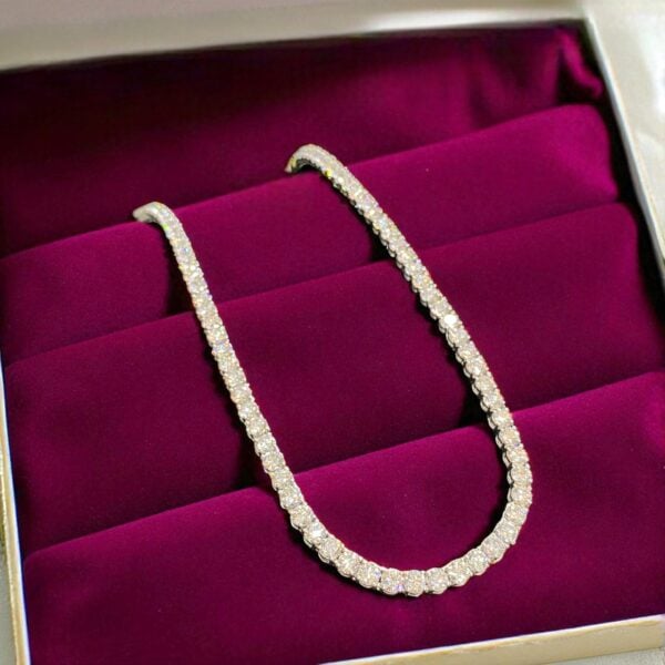 N-543 (34) Exquisite 25.75 Cts Round Brilliant Cut Diamonds Unisex Tennis Necklace 14K Gold