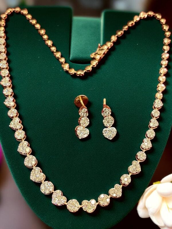 Dazzling 4.50 Cts Round Brilliant Diamonds Heart Halo Necklace Earrings 14K Gold