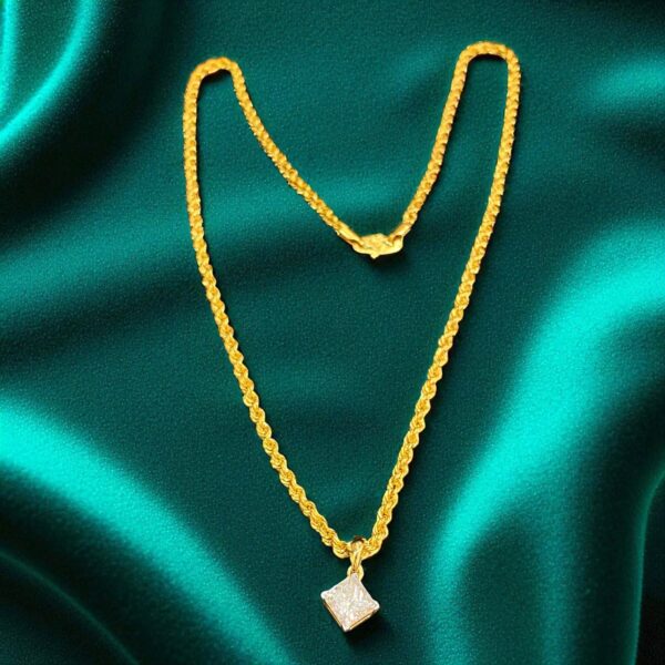 N-560 (23) GIA Certified 1.50 Carats F/VS1 Princess Shape Natural Diamond Necklace 18K Gold