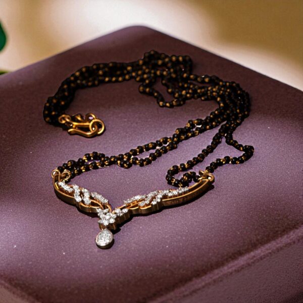 1.10 Cts Round Brilliant Cut F/VS1 Diamonds Mangalsutra Necklace 14K Yellow Gold
