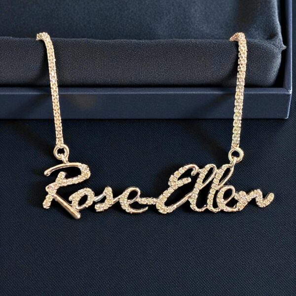 0.90 Cts Round Brilliant Cut F/VS1 Diamonds Unisex Custom Name Necklace 14K Gold