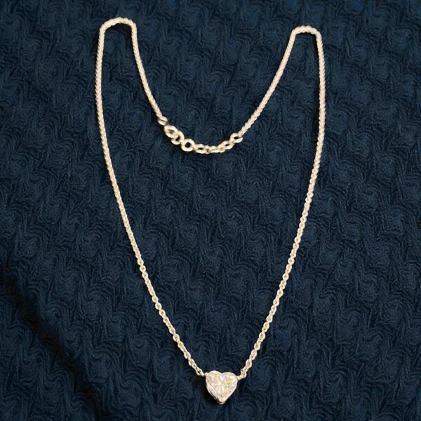 GIA Certified 1 Carats F/VS1 Heart Shape Natural Diamond Necklace 18K White Gold