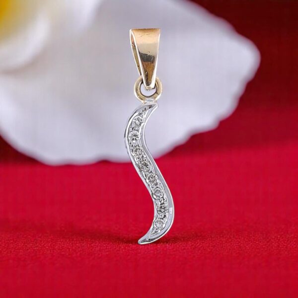 Elegant 0.15 Ct F/VS1 Round Brilliant Cut Diamonds Unisex Curve Pendant 14K Gold