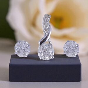 Pave 1.05 Cts Marquise Princess Round F/VS1 Diamonds Pendant Earrings 18K Gold